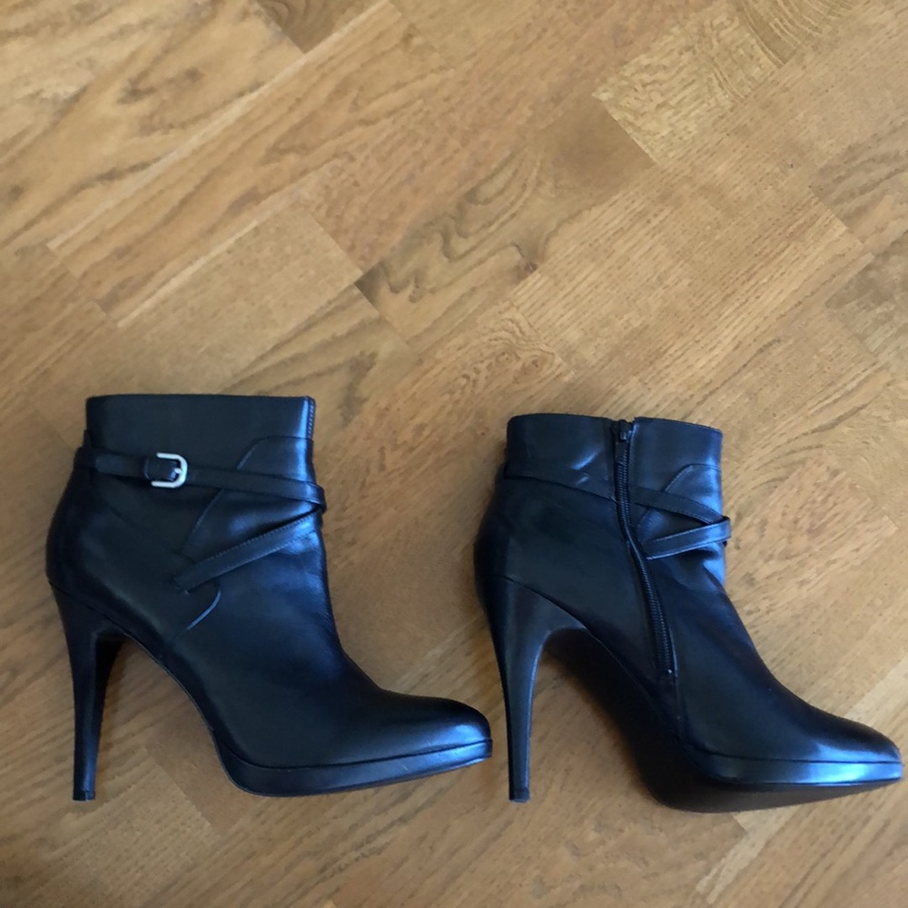 GUC Nine West 4.5” Stiletto Booties Size 10 - Picture 3 of 7
